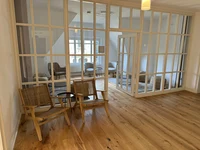 Lounge 2.jpg