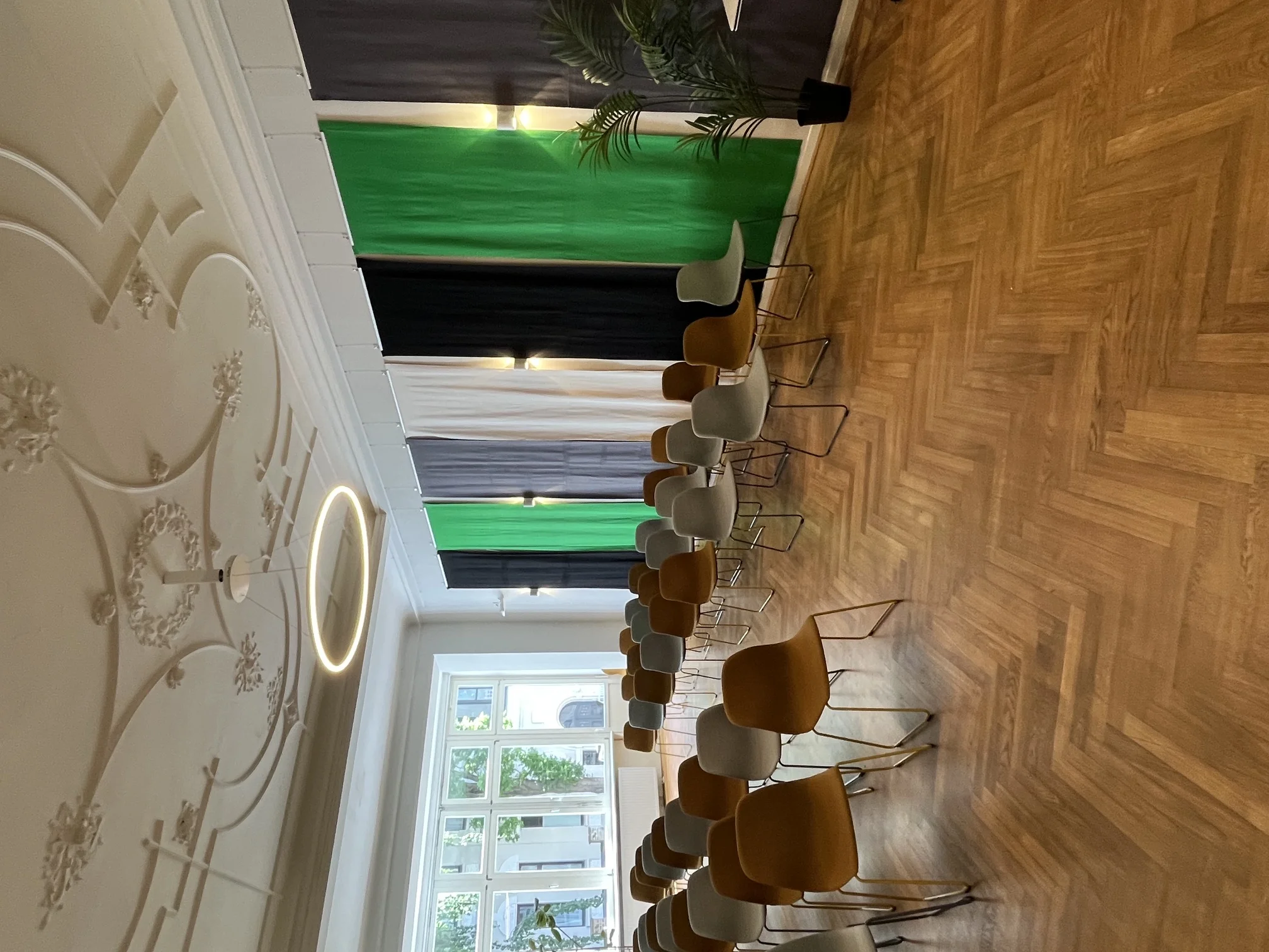Vortragssaal_1.webp