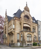 Villa Ermekeil, Adenauerallee 131